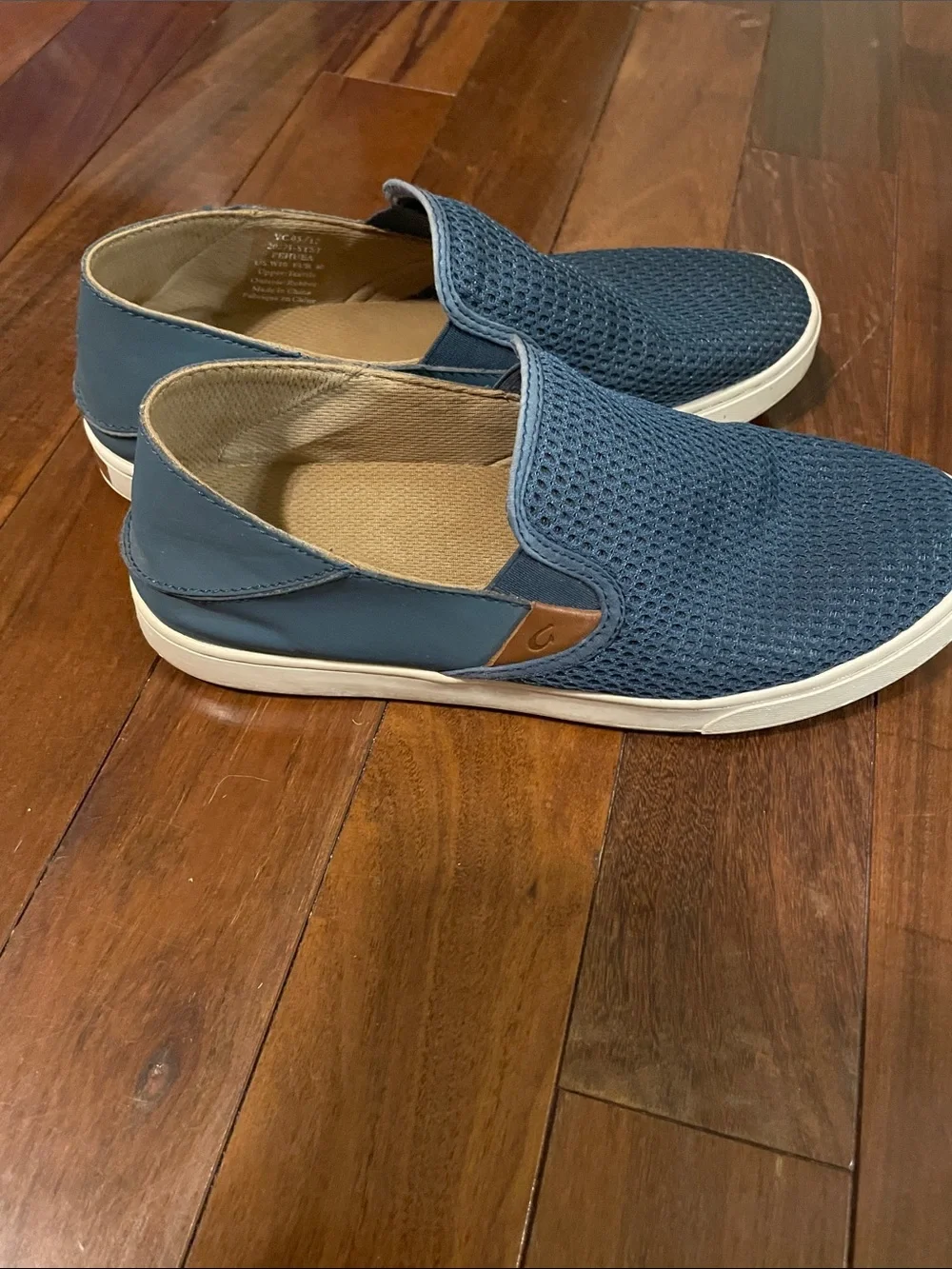 Olukai Pehuea, size 10